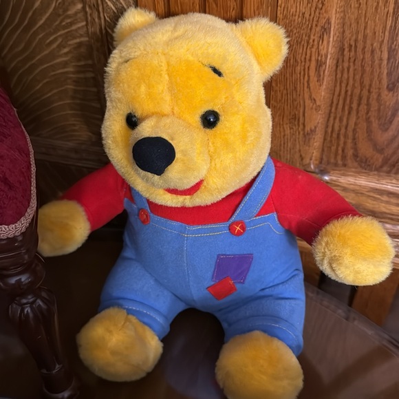 6 piece lot Winnie the Pooh collectibles for 1 money! 5 plush, 1 porcelain Pooh! - Picture 3 of 12